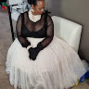 Meet your Posher, Brenda